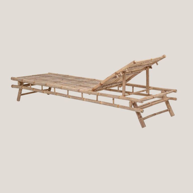 Juthur chaise lounge