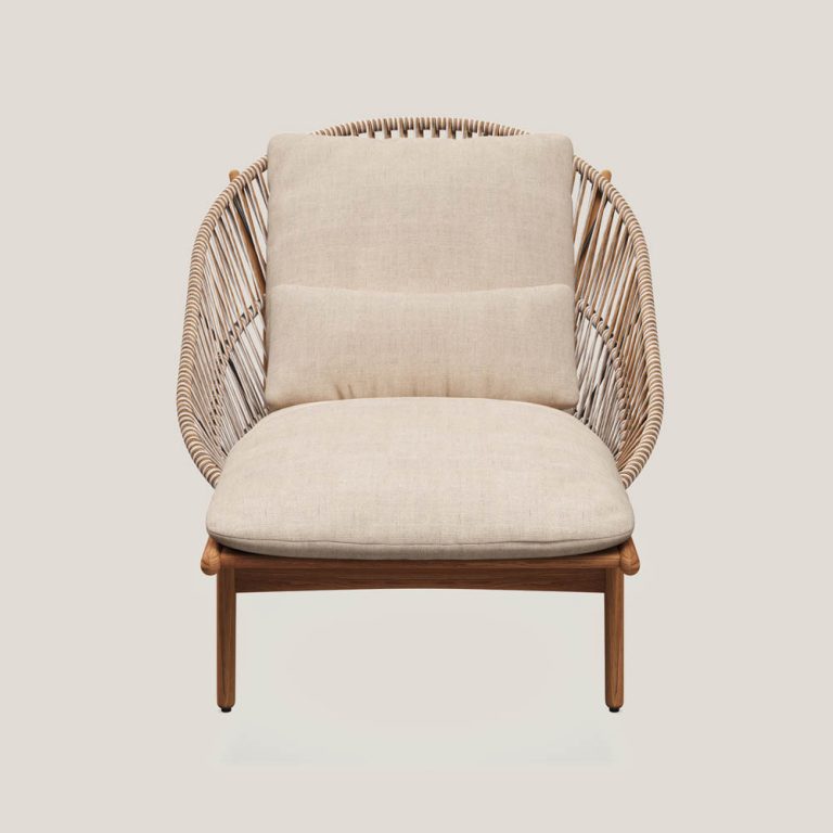 Naseem chaise lounge