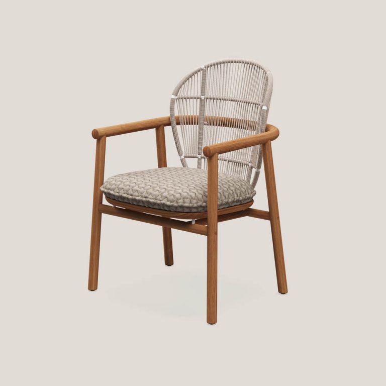 SAKĪNA Dining Chair